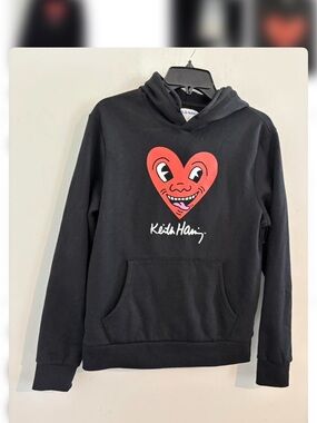 Old Navy and Keith Haring Sz S Hoodie features Haring's iconic smiling heart